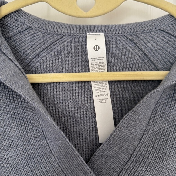 NWT Lululemon Collared Merino Wool-Blend Sweater size S - Picture 4 of 7